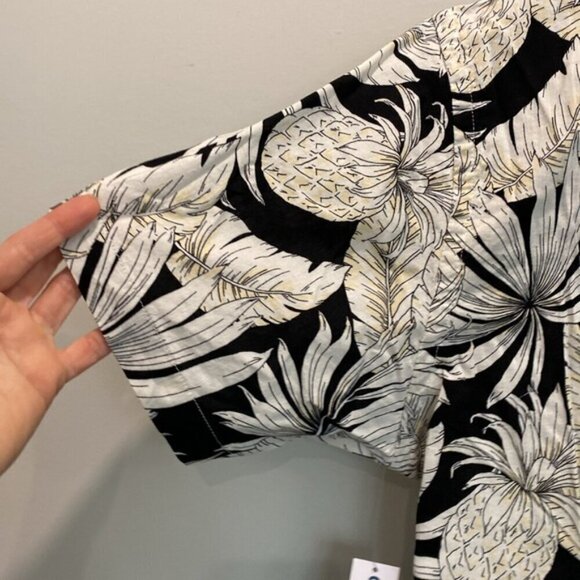 Old Navy Classic Fit Everyday Palm Leaf Shirt Size XL - Picture 4 of 9